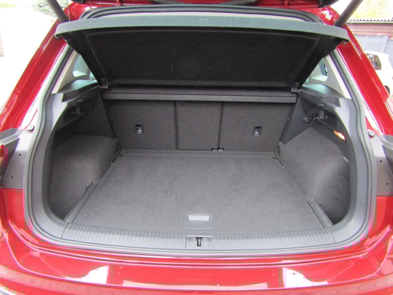 2017 Volkswagen Tiguan 2.0 TSi 180 4Motion SEL 5dr DSG ESTATE Petrol Automatic