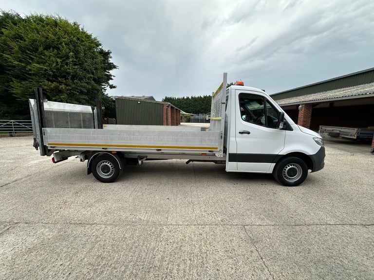 2019 Mercedes-Benz Sprinter Dropside truck Progressive 314 
