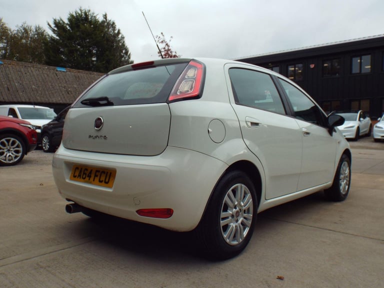 2014 Fiat Punto 1.2 Easy Euro 6 5dr HATCHBACK Petrol Manual