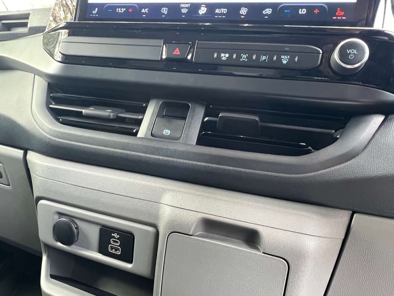 2024 Ford E-Transit 320 65kWh Sport Panel Van 5dr Electric Auto L2 H1 (218 ps) LONG WHEEL BASE Pa...