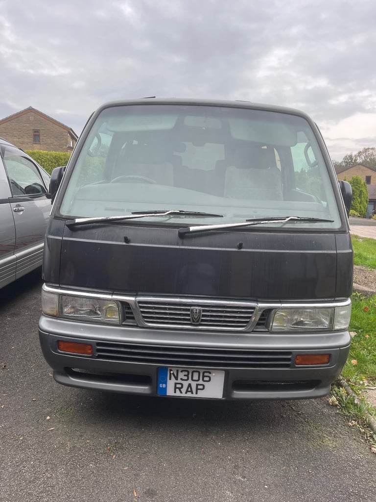 Nissan E24 Caravan Limousine 2.7 TD 1996
