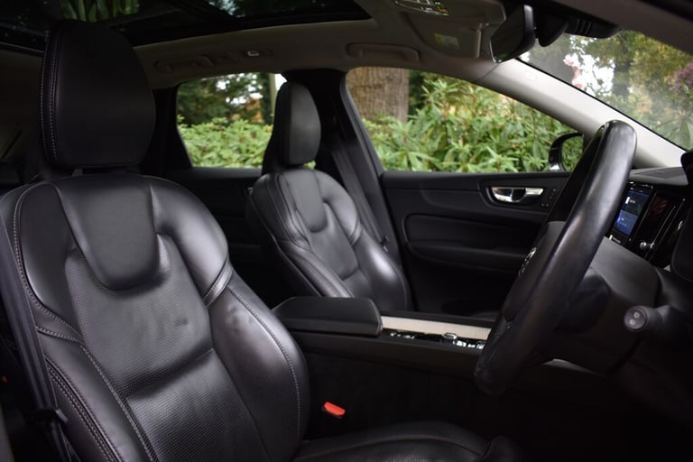 2021 Volvo XC60 B5 INSCRIPTION+Panoramic Sunroof Estate Petrol/Ele Automatic