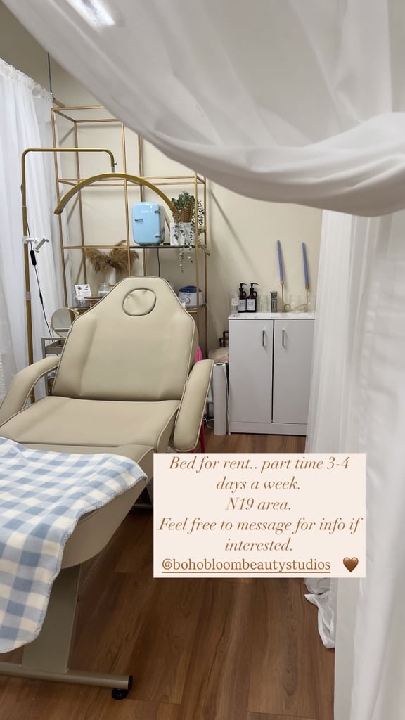 Salon room to rent 