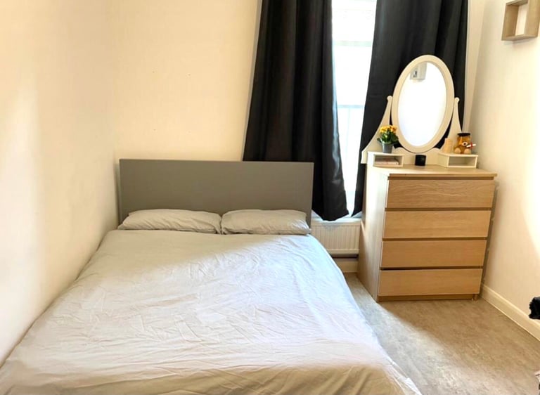 Double room for single occupancy including bills