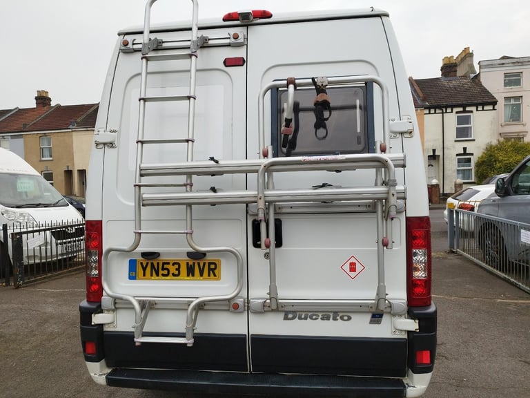 Trigano Tribute 2 berth 3 seat belts DIESEL MANUAL 2004/53