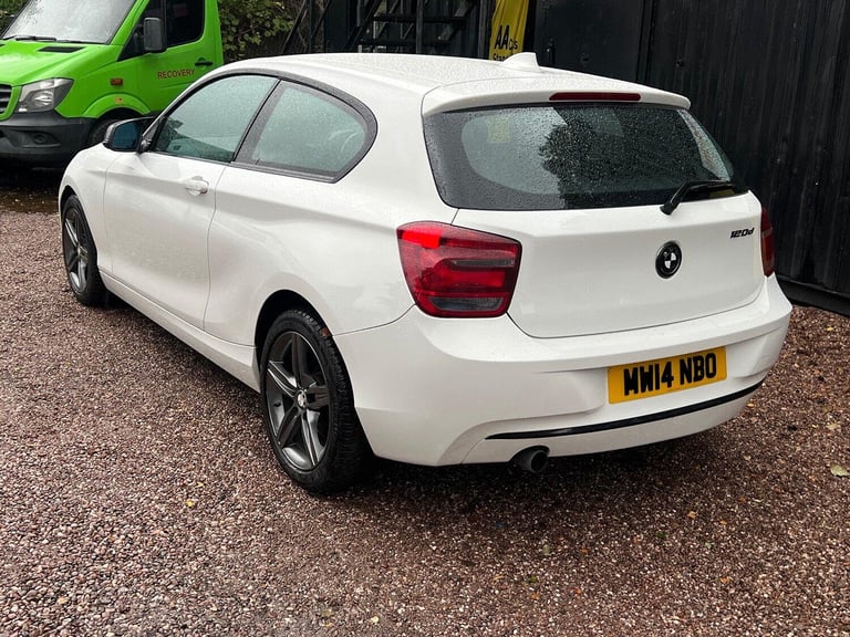 BMW 1 SERIES 2.0 120d Sport 3 door 2014