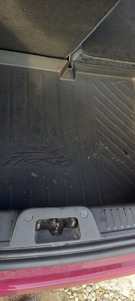 Ford fiesta mk7 and mk7.5 genuine ford rubber car boot floor load protective tray mat