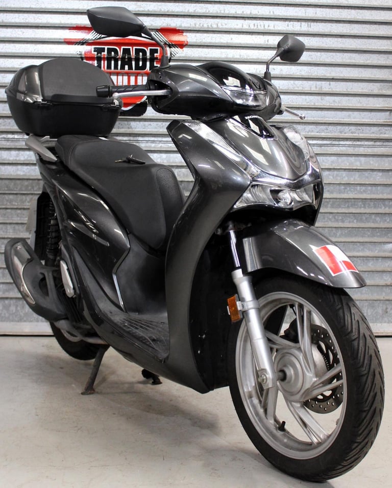 2021 21 HONDA SH 125 I ABS AD-L SHi SCOOTER TRADE SALE14K GREY EXPORT ONLY CAT B