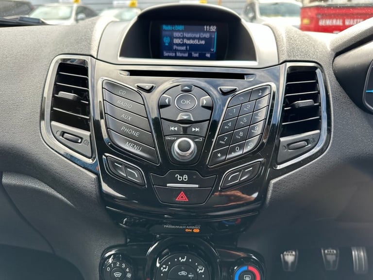 2015 Ford Fiesta 1.0T EcoBoost Zetec S Hatchback 3dr Petrol Manual Euro 6 (s/s) (125 ps) Hatchbac...