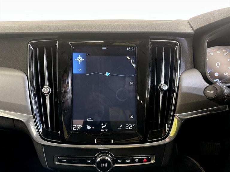 2020 Volvo V90 2.0 B4 MHEV Momentum Auto Euro 6 (s/s) 5dr Automatic Estate Hybrid Automatic