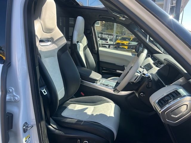 2020 70 LAND ROVER RANGE ROVER SPORT 5.0 P575 V8 GPF SVR SUV 5DR PETROL AUTO 4WD