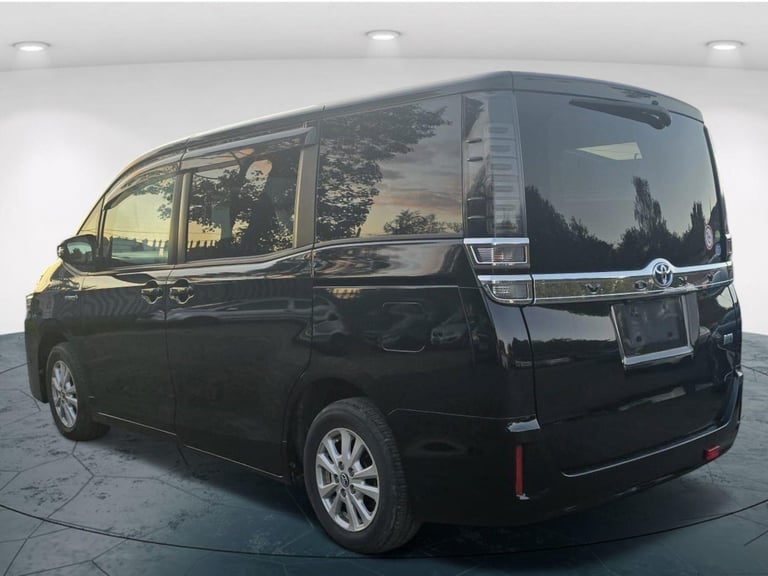 2019 Toyota Voxy Noah Hybrid 1.8 ZWR80 Auto Hybrid