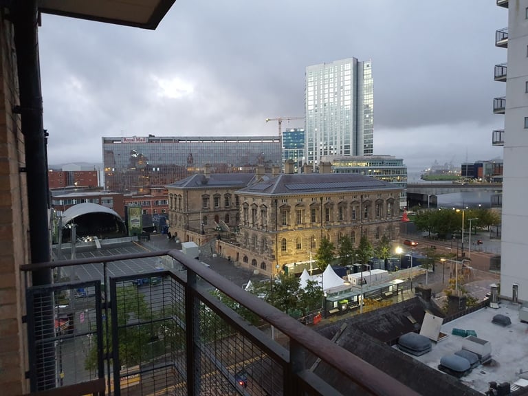 Double room fully furnished walk in wardrobe dedicated shower penthouse top floor apt with balcony