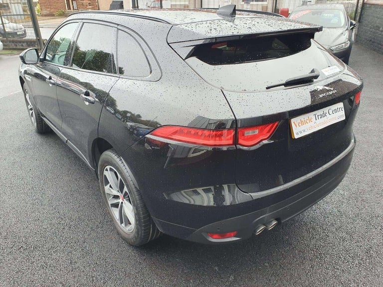 2017 Jaguar F-Pace 2.0 D180 R-Sport SUV 5dr Diesel Auto AWD Euro 6 (s/s) (180 ps) ESTATE Diesel A...