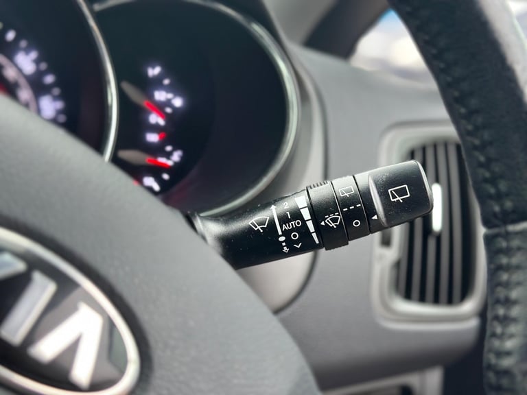 2012 Kia Rio 1.4 3 Euro 5 5dr HATCHBACK Petrol Manual