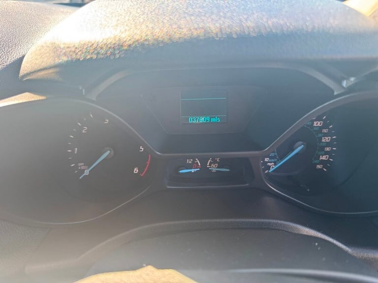 Ford Transit Connect 220 P/V L1 PANEL VAN AIR CON REVERSING CAMERA HOT WATER EUR