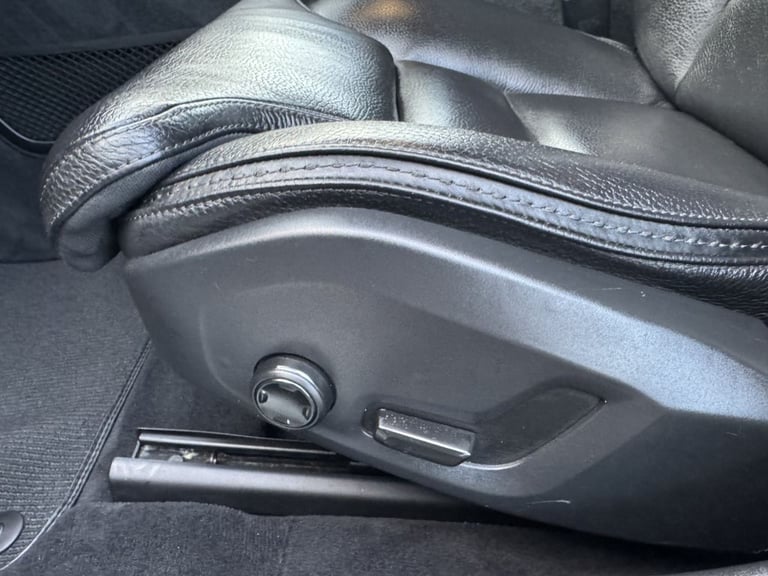 2020 Volvo V90 Cross Country 2.0 D5 Plus Estate 5dr Diesel Auto AWD Euro 6 (s/s) (235 ps) Estate ...