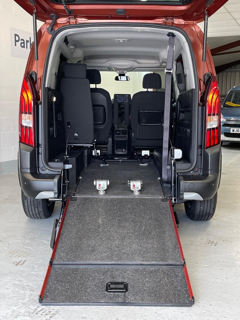 PEUGEOT RIFTER 1.5 WAV wheelchair accessible vehicle 2021