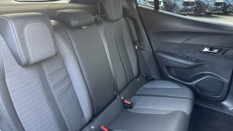 2022 Peugeot 2008 1.2 PureTech Allure Premium SUV 5dr Petrol EAT Euro 6 (s/s) (130 ps) SUV Petrol...