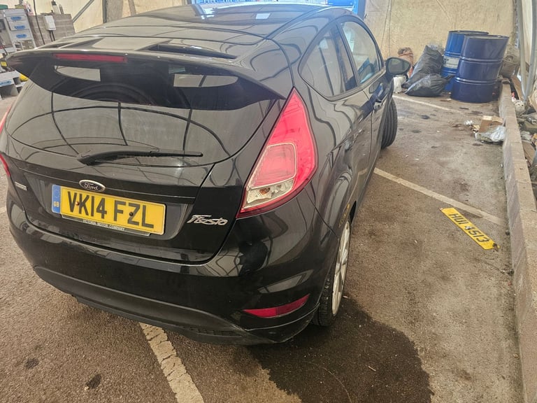 Ford Fiesta Zetec S Breaking