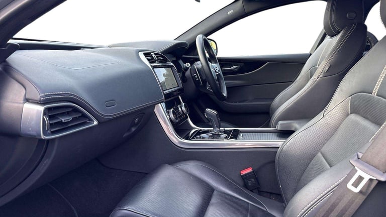 2021 Jaguar XE 2.0 D200 R-Dynamic Black 4dr Auto Saloon Diesel Automatic