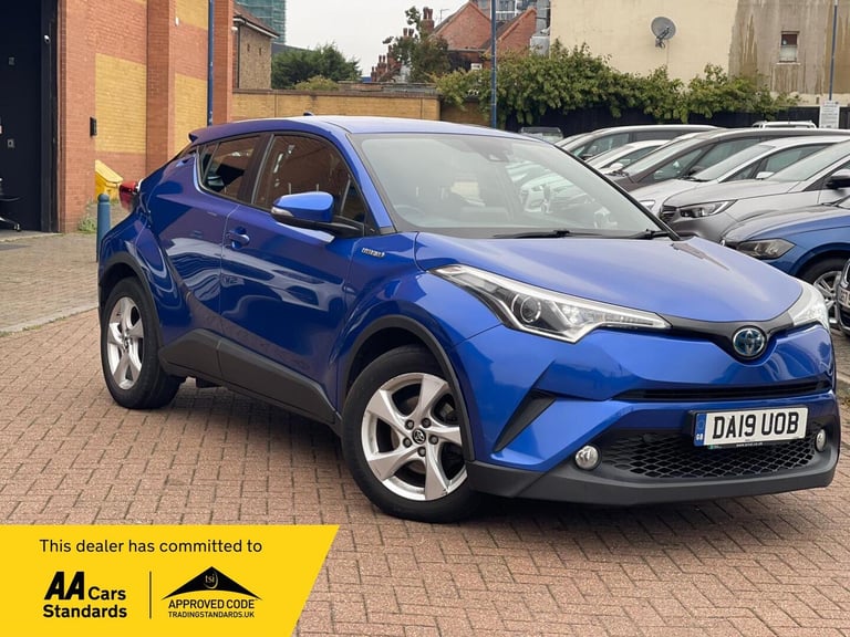 2019 Toyota C-HR 1.8 VVT-h Icon SUV 5dr Petrol Hybrid CVT Euro 6 (s/s) (122 ps) HATCHBACK Petrol/...