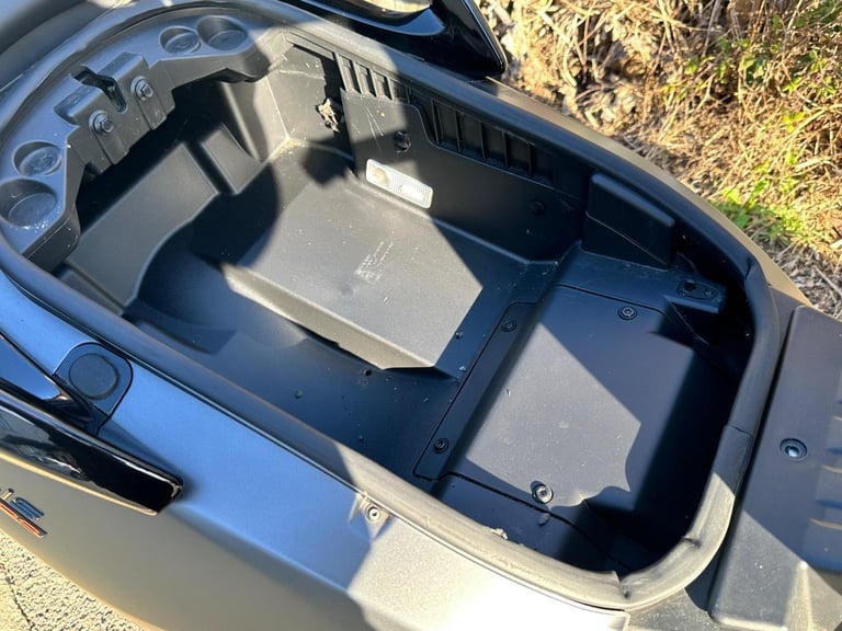 2014 Peugeot Metropolis 400 RS