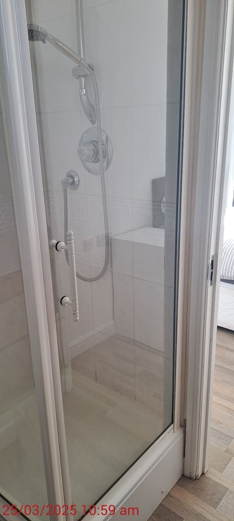 A beautiful 2 bedroom flat