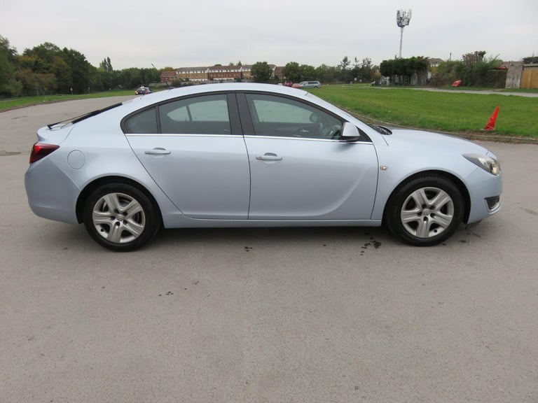 2016 Vauxhall Insignia 1.6 CDTi ecoFLEX Design 5dr [Start Stop] HATCHBACK DIESEL Manual