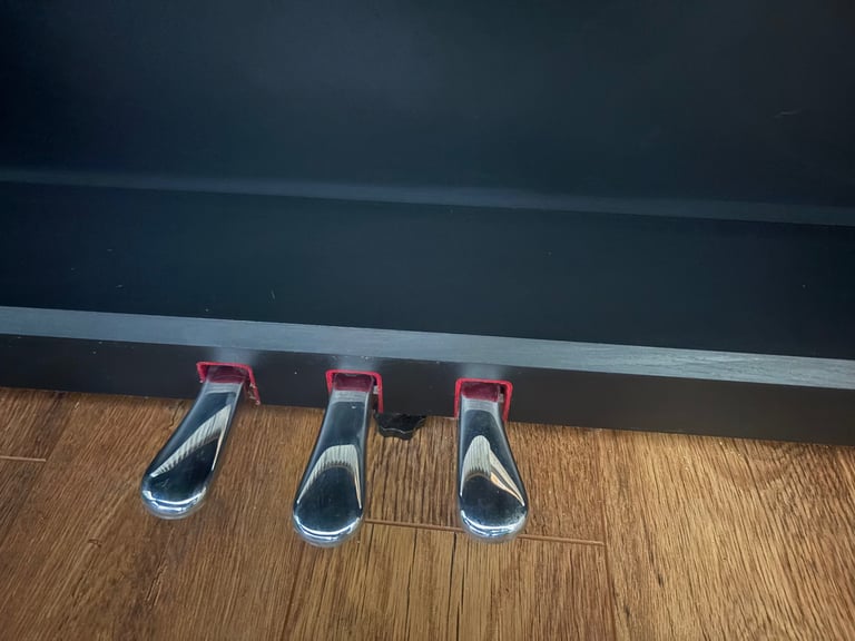 Yamaha Arius YDP-142