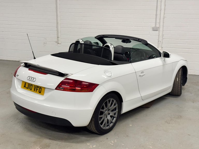 AUDI TT 1.8 TFSI White Manual Petrol 2010
