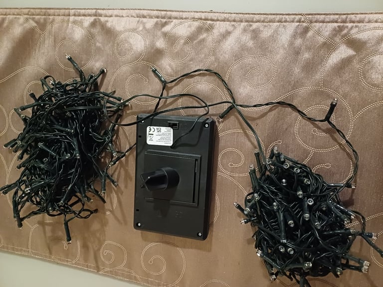 Bundle of  solar powered  lights Led 