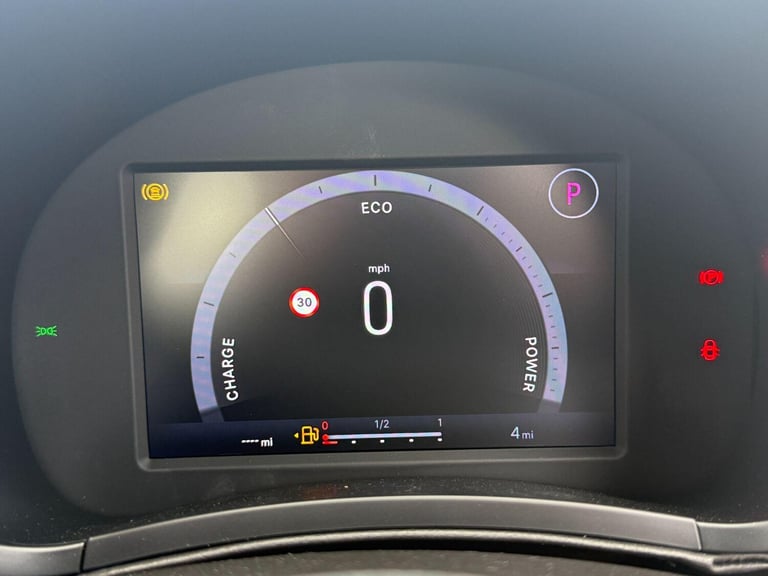 2025 Fiat 600 1.2 MHEV SUV 5dr Petrol Hybrid e-DCT Euro 6 (s/s) (100 ps) HATCHBACK Petrol/Electri...