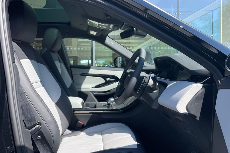 2025 Land Rover Range Rover Evoque 2.0 D200 Edition 5dr Auto ESTATE DIESEL Automatic
