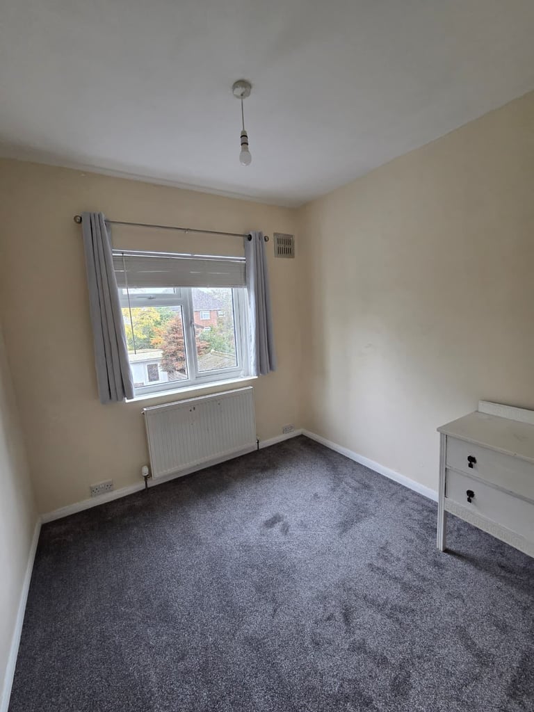 3 bed house Clifford rd Ruislip ha4 6pr