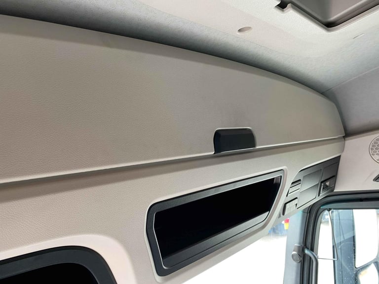 MERCEDES AROCS 1824 *EURO 6* 18 TONNE DOUBLE DECK CURTAINSIDER 2019 – FJ19 NFE