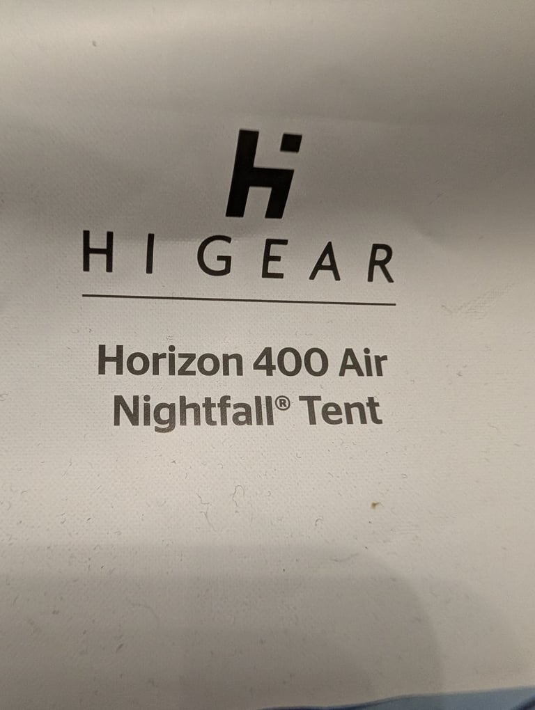 Brand New Hi Gear AIR 4 man tent