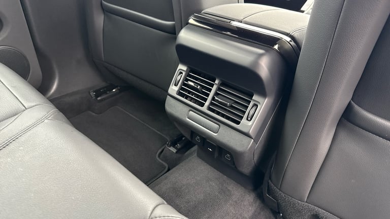 2025 Land Rover Range Rover Evoque 2.0 D165 Dynamic SE 5dr Auto Diesel Hatchback Hatchback Diesel...