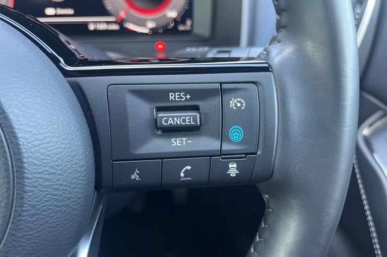 2022 Nissan Qashqai 1.3 DiG-T MH 158 Tekna [Bose] 5dr Manual Hatchback Petrol Manual