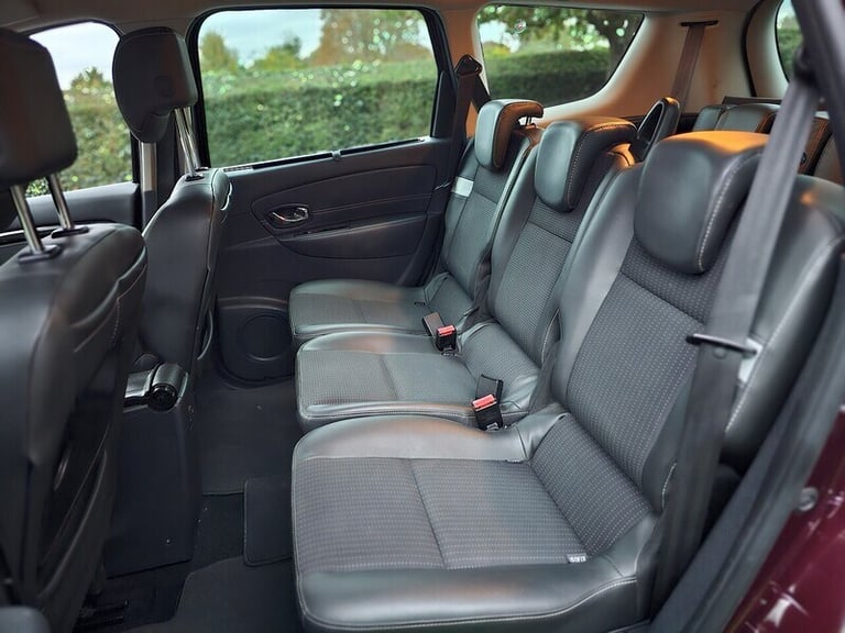 2015 Renault Grand Scenic 1.5 dCi Dynamique Nav 5dr MPV DIESEL Manual