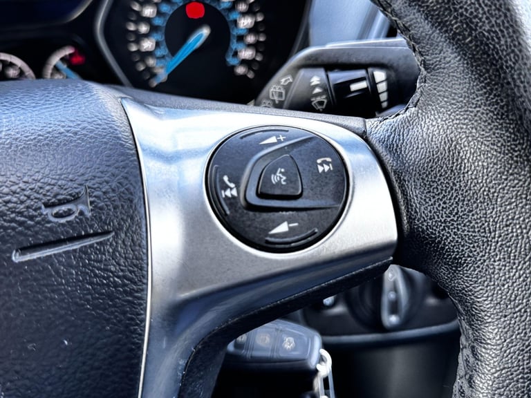 2013 Ford C-Max 1.0T EcoBoost Zetec Euro 5 (s/s) 5dr MPV Petrol Manual