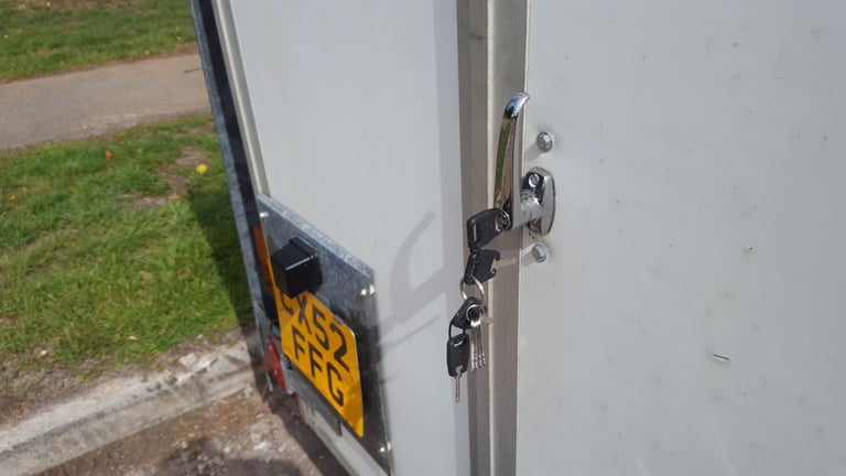 ifor williams bv84 box trailer 