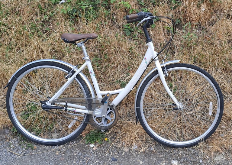 image for Ladies Raleigh Caprice hybrid aluminium frame townbike 