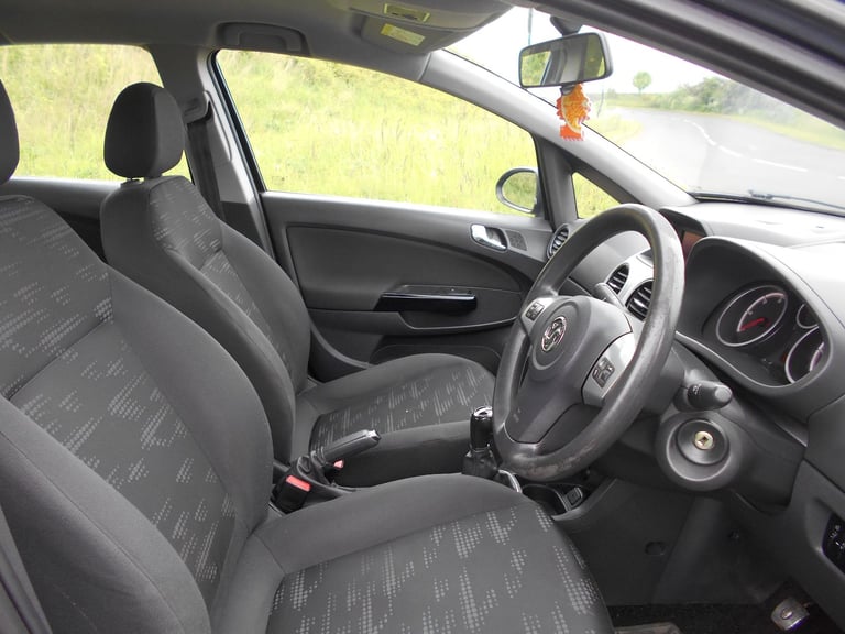 VAUXHALL CORSA 1.3 CDTI DIESEL DESIGN BLACK 2014 £35 ROAD TAX BARGAIN ONLY £2295 *LOOK* PX/DELIVERY