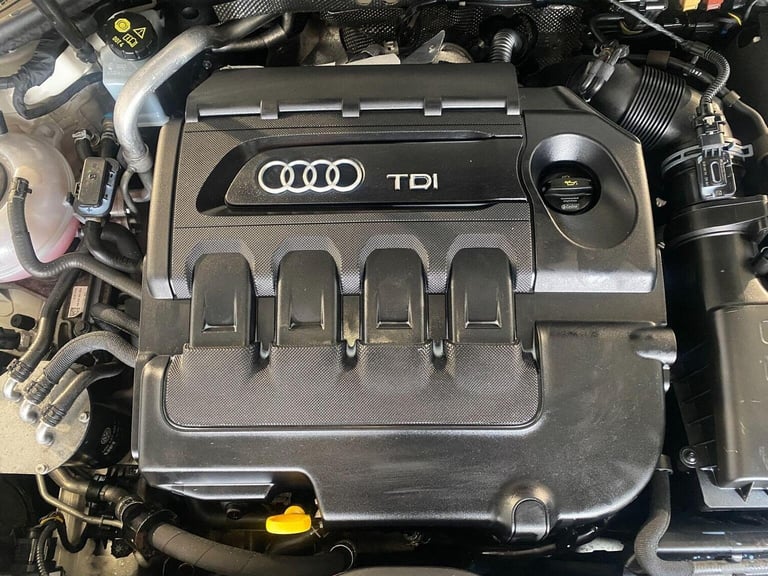AUDI A3 1.6 TDI S line Euro 6 (s/s) 2dr 2015