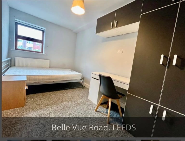 Room available to rent in shared flat