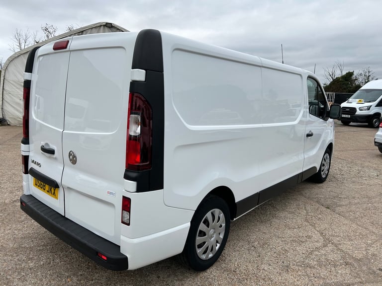2018 Vauxhall Vivaro 2900 1.6CDTI 120PS Sportive H1 Van PANEL VAN Diesel Manual