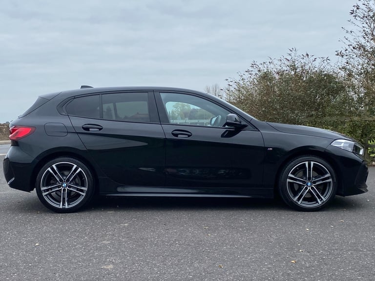 2021 BMW 1 Series 118i M Sport Auto 5dr - Virtual Cockpit &amp; Apple CarPlay &amp; Heated Seats ...