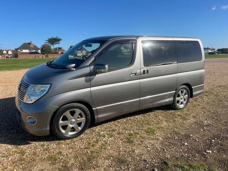2009 Nissan Elgrand Highwat Star 2.5 Petrol Auto 8 Seater Low Miles ULEZ