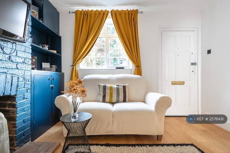 2 bedroom house in Clewer Fields, Windsor, SL4 (2 bed) (#2576431)